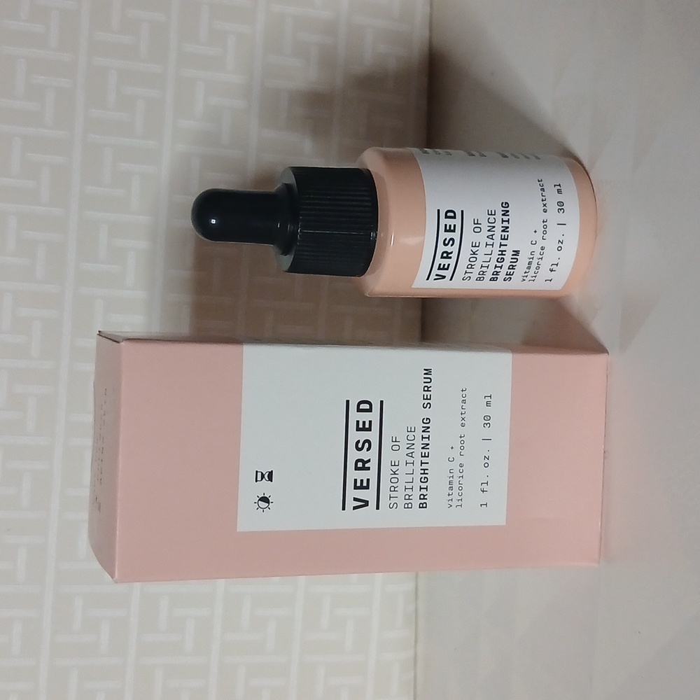 NIB 1 Fl Oz Versed Stroke Of Brilliance Brightening Serum